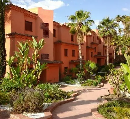 아파트 Marbella Golf Apartment